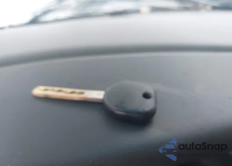 2018 GMC Savana 2500 Work Van z USA, uszkodzony, nr VIN 1GTW7AFP2J1202477